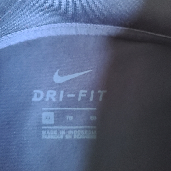 Nike New England Patriots Quarter Zip Pullover - Picture 4 of 4